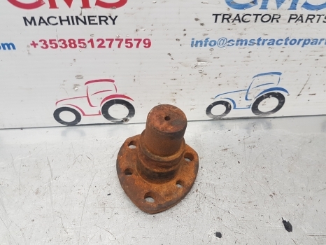 Same Deutz Lamborghini Rubin 120 Front Axle King Pin Top 0.212.4335.0/10 - Eje delantero para Tractor: foto 1 Same Deutz Lamborghini Rubin 120 Front Axle King Pin Top 0.212.4335.0/10 - Eje delantero para Tractor: foto 1