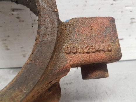 Same Lamborghini Deutz Rubin 120 Front Axle Support 0.011.2344.3/10, 001123440 - Eje delantero para Tractor: foto 2 Same Lamborghini Deutz Rubin 120 Front Axle Support 0.011.2344.3/10, 001123440 - Eje delantero para Tractor: foto 2