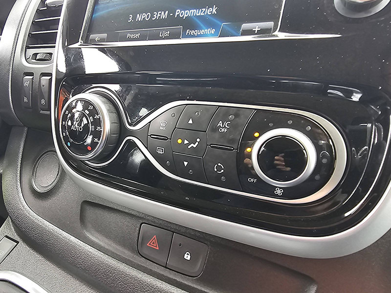 Furgoneta pequeña Renault Trafic 2.0 DCI L2 Dubbel Cabine AC!: foto 9 Furgoneta pequeña Renault Trafic 2.0 DCI L2 Dubbel Cabine AC!: foto 9