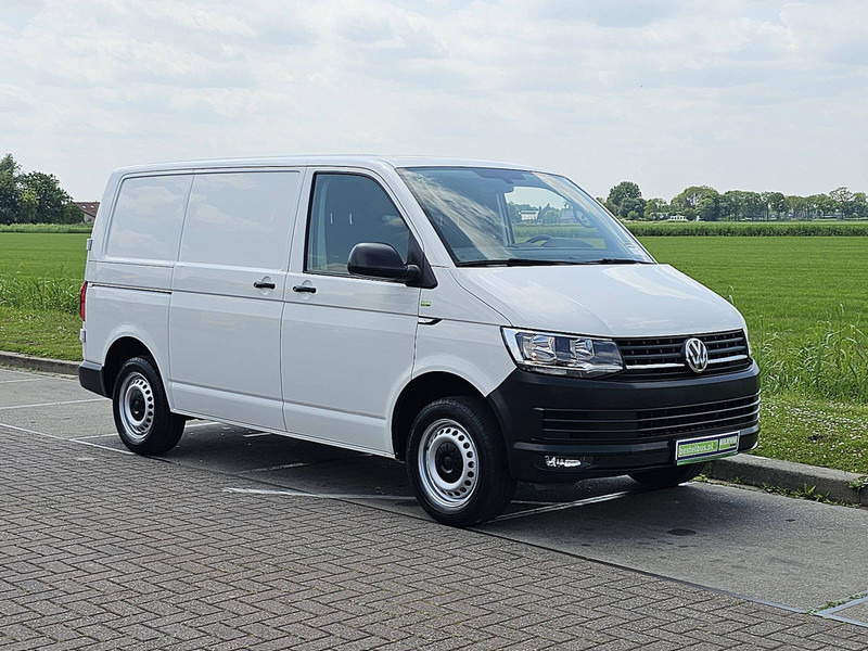 Volkswagen Transporter 2.0 TDI L1H1 Navi Euro6 NAP! - Furgoneta pequeña: foto 4 Volkswagen Transporter 2.0 TDI L1H1 Navi Euro6 NAP! - Furgoneta pequeña: foto 4