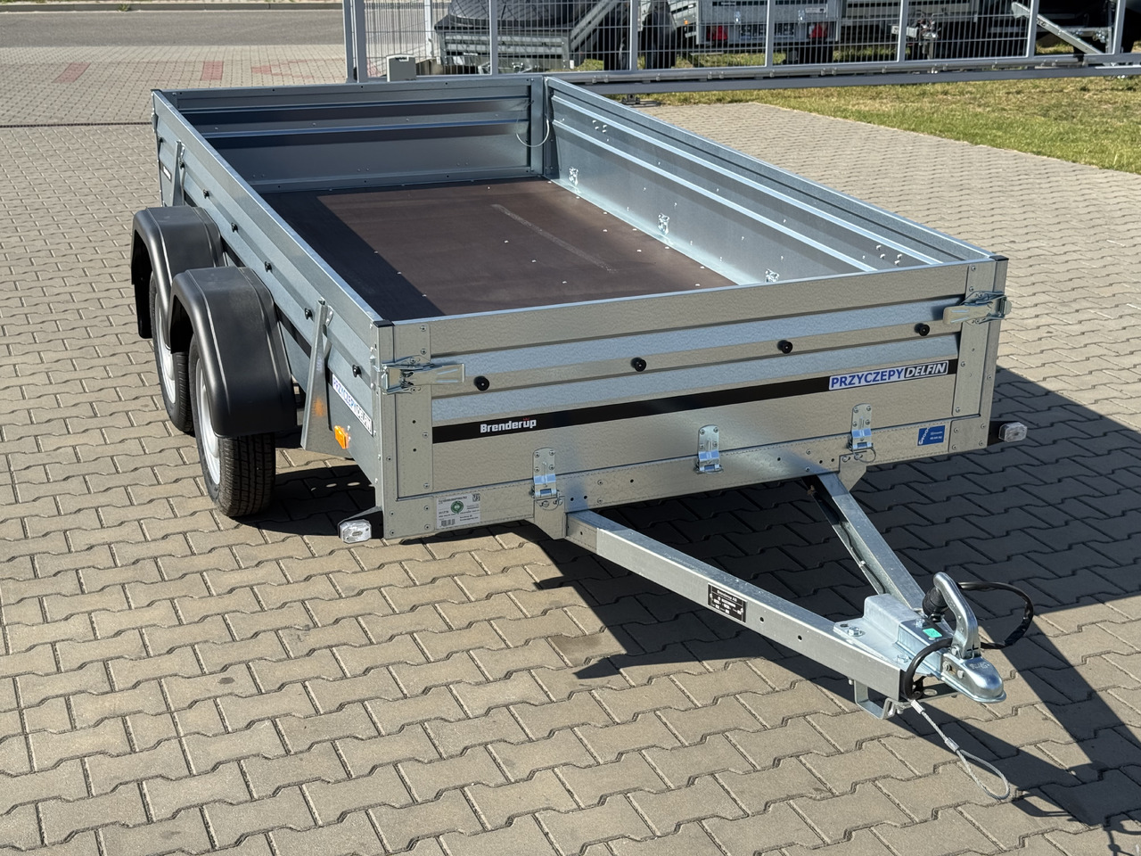 BRENDERUP 2300 STUB - przyczepa skrzyniowa 2 osie / 302 x 150 cm / 750 kg - Remolque plataforma/ Caja abierta: foto 4 BRENDERUP 2300 STUB - przyczepa skrzyniowa 2 osie / 302 x 150 cm / 750 kg - Remolque plataforma/ Caja abierta: foto 4