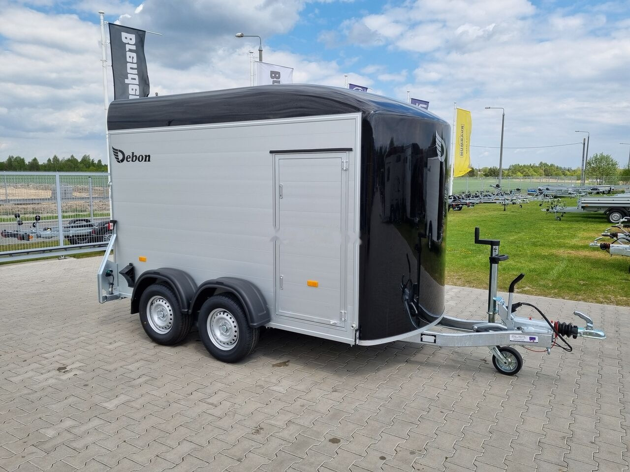 Remolque caja cerrada nuevo Debon Fourgon C500 przyczepa kontener 313x165 cm 2000 kg DMC Cheval: foto 1