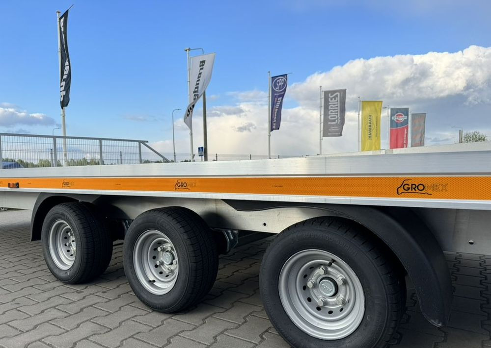 Gromex laweta aluminiowa | 850x210cm | DMC 3500kg | platforma na 2 auta | 3 osie AL-KO | OŚWIETLENIE LED - Remolque portavehículos: foto 3 Gromex laweta aluminiowa | 850x210cm | DMC 3500kg | platforma na 2 auta | 3 osie AL-KO | OŚWIETLENIE LED - Remolque portavehículos: foto 3