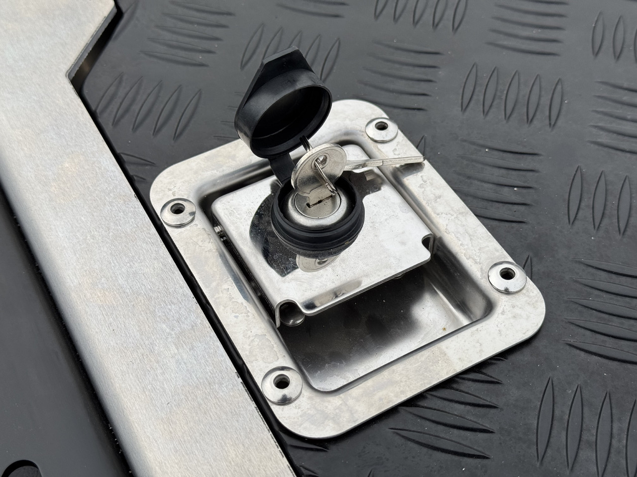 Remolque portavehículos nuevo Lorries PLAXX27-4520 – laweta aluminiowa 2,7T: foto 18