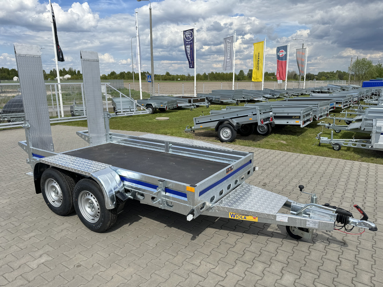 Remolque porta maquinaria nuevo Wiola B2730 GVW 2700 kg machine transporter mini excavator 292x142 cm: foto 5 Remolque porta maquinaria nuevo Wiola B2730 GVW 2700 kg machine transporter mini excavator 292x142 cm: foto 5