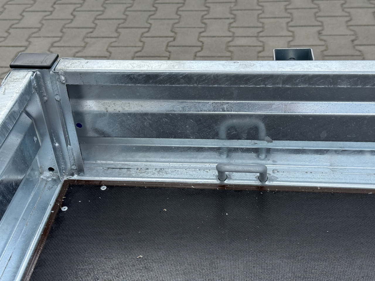 Remolque porta maquinaria nuevo Wiola B2730 GVW 2700 kg machine transporter mini excavator 292x142 cm: foto 8 Remolque porta maquinaria nuevo Wiola B2730 GVW 2700 kg machine transporter mini excavator 292x142 cm: foto 8