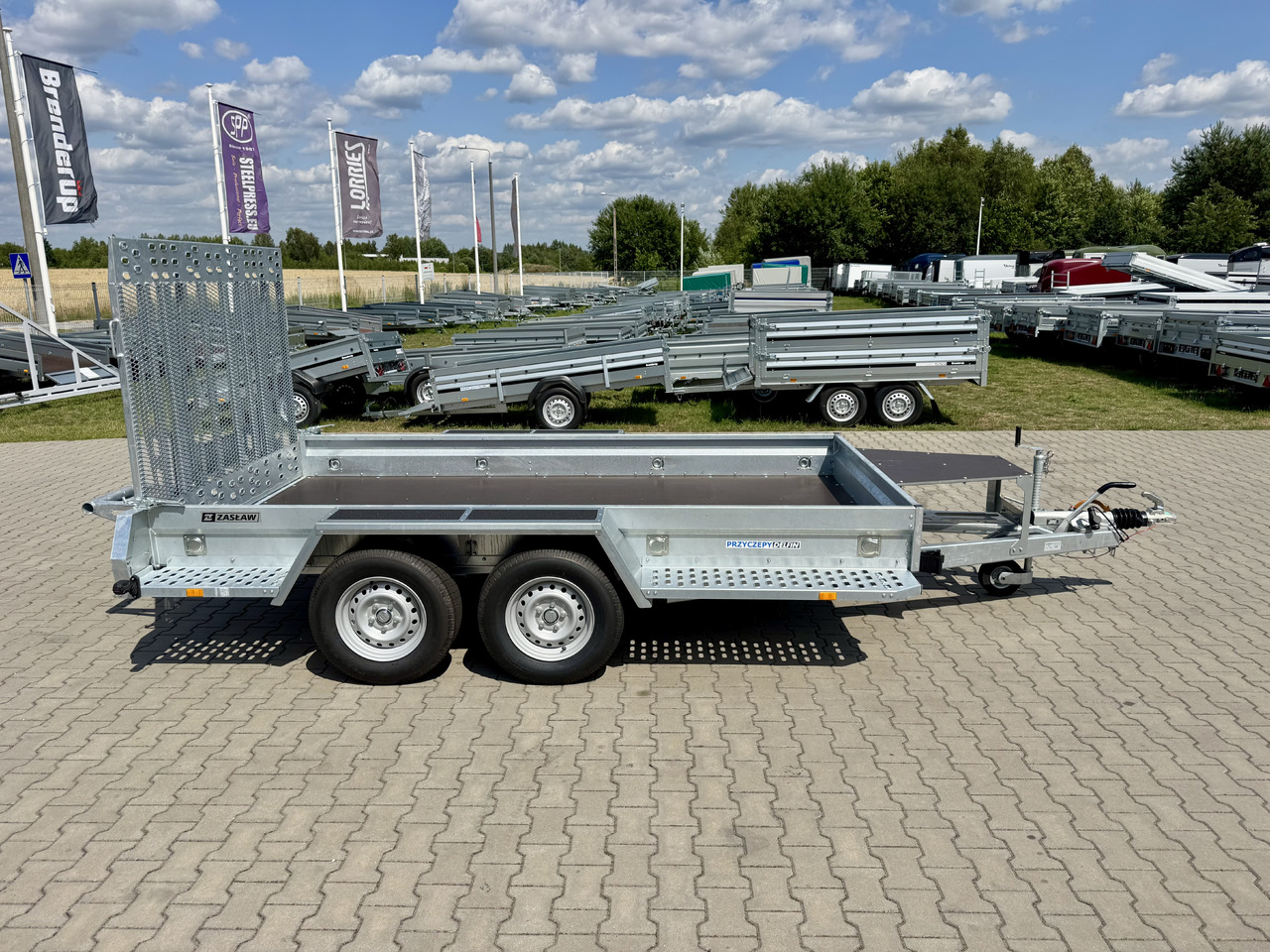 ZASŁAW MK350TH - Remolque porta maquinaria: foto 2 ZASŁAW MK350TH - Remolque porta maquinaria: foto 2
