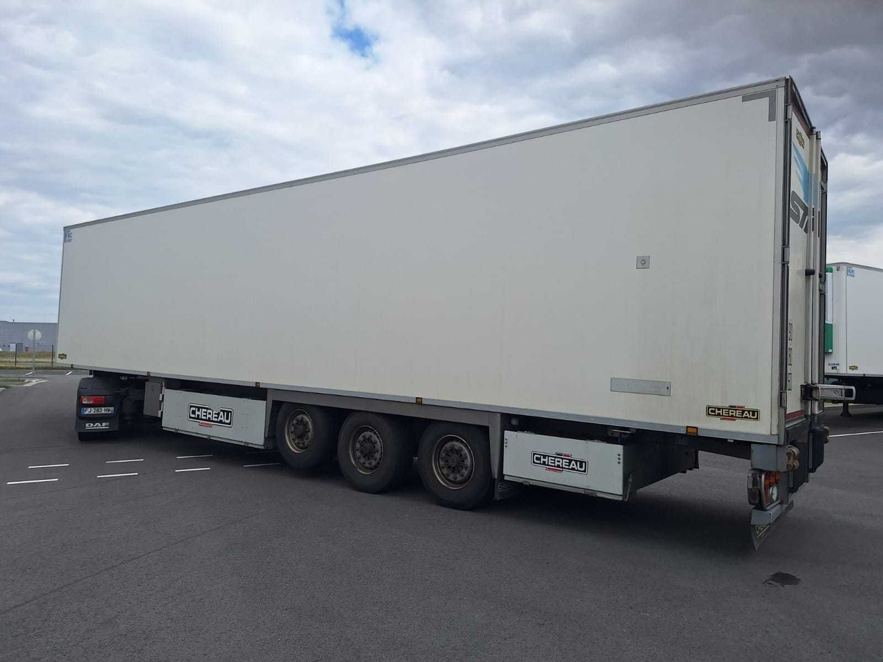 Сhłodnia CHEREAU ,THERMO KING SLXi 300 , 2018 rok, 5665 mtg !!! - Semirremolque frigorífico: foto 5 Сhłodnia CHEREAU ,THERMO KING SLXi 300 , 2018 rok, 5665 mtg !!! - Semirremolque frigorífico: foto 5