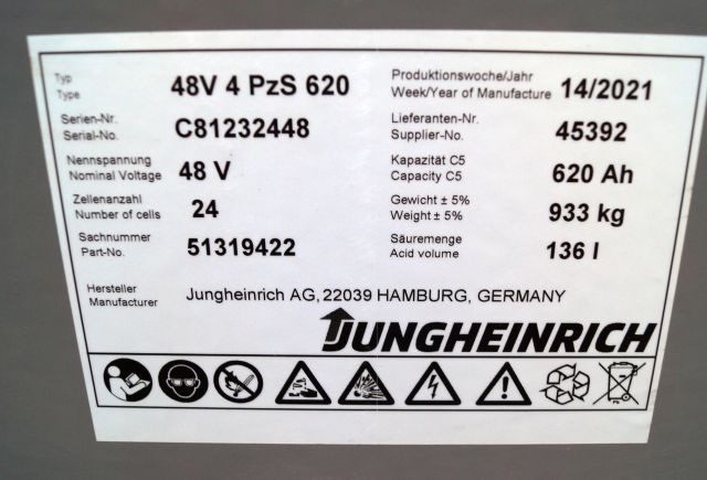 Jungheinrich unknown | Battery 48V620Ah 48 4PZS620 year 4/2021 933 kg dimension Battery 48V620Ah 48 4PZS620 year 4/2021 933 kg dimensions 83,5x52,5x78,5cm sn. C8122448 - Acumulador para Equipo de manutención: foto 3 Jungheinrich unknown | Battery 48V620Ah 48 4PZS620 year 4/2021 933 kg dimension Battery 48V620Ah 48 4PZS620 year 4/2021 933 kg dimensions 83,5x52,5x78,5cm sn. C8122448 - Acumulador para Equipo de manutención: foto 3
