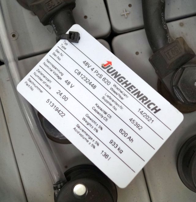 Jungheinrich unknown | Battery 48V620Ah 48 4PZS620 year 4/2021 933 kg dimension Battery 48V620Ah 48 4PZS620 year 4/2021 933 kg dimensions 83,5x52,5x78,5cm sn. C8122448 - Acumulador para Equipo de manutención: foto 4 Jungheinrich unknown | Battery 48V620Ah 48 4PZS620 year 4/2021 933 kg dimension Battery 48V620Ah 48 4PZS620 year 4/2021 933 kg dimensions 83,5x52,5x78,5cm sn. C8122448 - Acumulador para Equipo de manutención: foto 4
