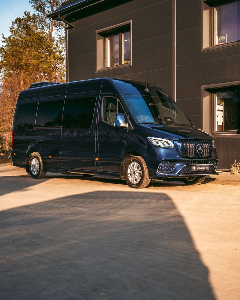 Mercedes-Benz Sprinter 319 VIP Van/ Sleeping Area/ Ski Holders - Furgoneta de pasajeros: foto 3 Mercedes-Benz Sprinter 319 VIP Van/ Sleeping Area/ Ski Holders - Furgoneta de pasajeros: foto 3