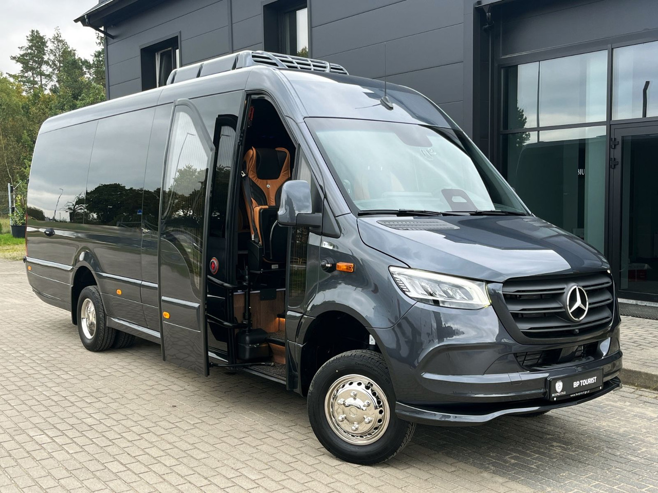 Mercedes-Benz Sprinter 519 AWD 4x4 TOURIST  / 21 to 24 Seats - Minibús, Furgoneta de pasajeros: foto 3 Mercedes-Benz Sprinter 519 AWD 4x4 TOURIST  / 21 to 24 Seats - Minibús, Furgoneta de pasajeros: foto 3