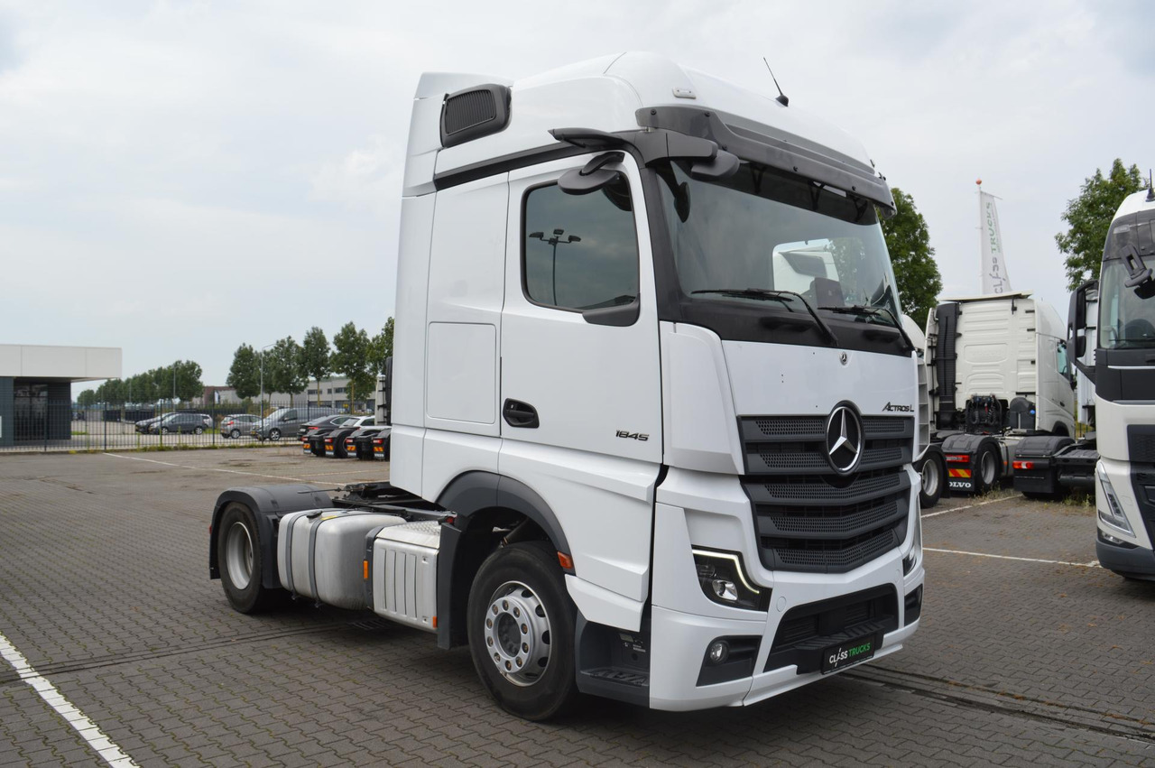 Mercedes-Benz Actros 5 1845 BigSpace - Cabeza tractora: foto 3 Mercedes-Benz Actros 5 1845 BigSpace - Cabeza tractora: foto 3