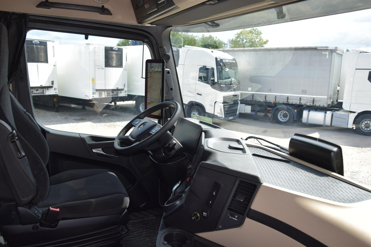 Cabeza tractora Mercedes-Benz Actros 5 1845 BigSpace: foto 15
