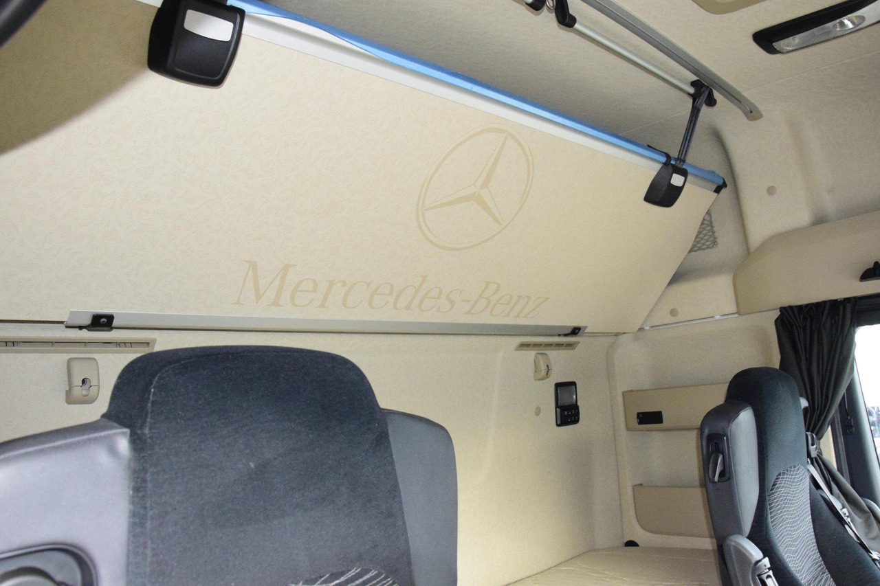 Cabeza tractora Mercedes-Benz Actros 5 1845 BigSpace: foto 13