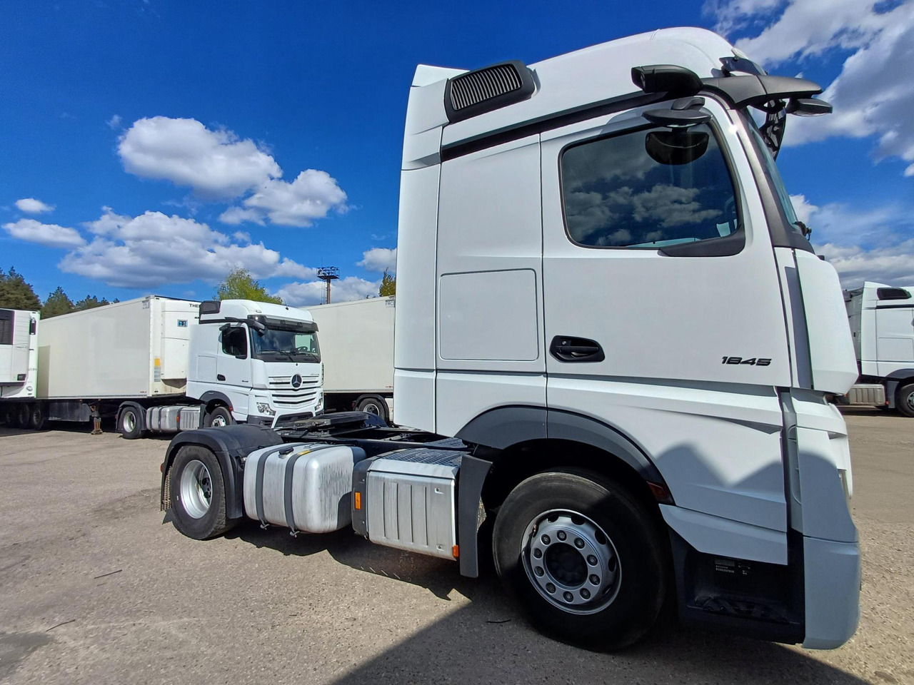 Mercedes-Benz Actros 5 1845 BigSpace - Cabeza tractora: foto 3 Mercedes-Benz Actros 5 1845 BigSpace - Cabeza tractora: foto 3