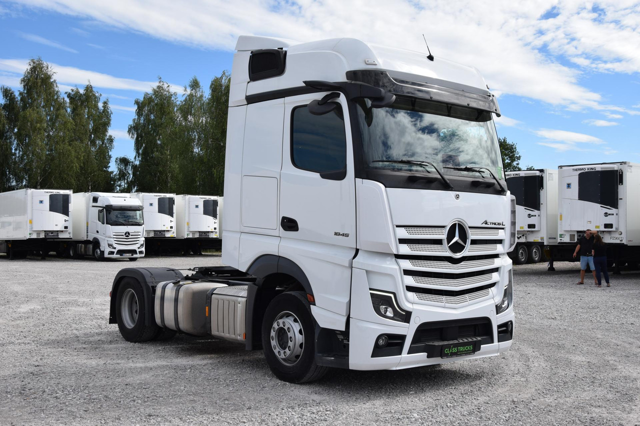 Mercedes-Benz Actros 5 1845 BigSpace - Cabeza tractora: foto 3 Mercedes-Benz Actros 5 1845 BigSpace - Cabeza tractora: foto 3