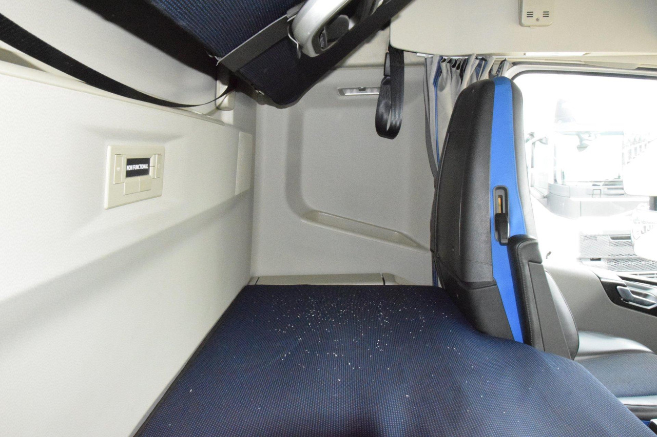 Cabeza tractora Volvo FH 460 Globetrotter XL Varios i-Save: foto 12