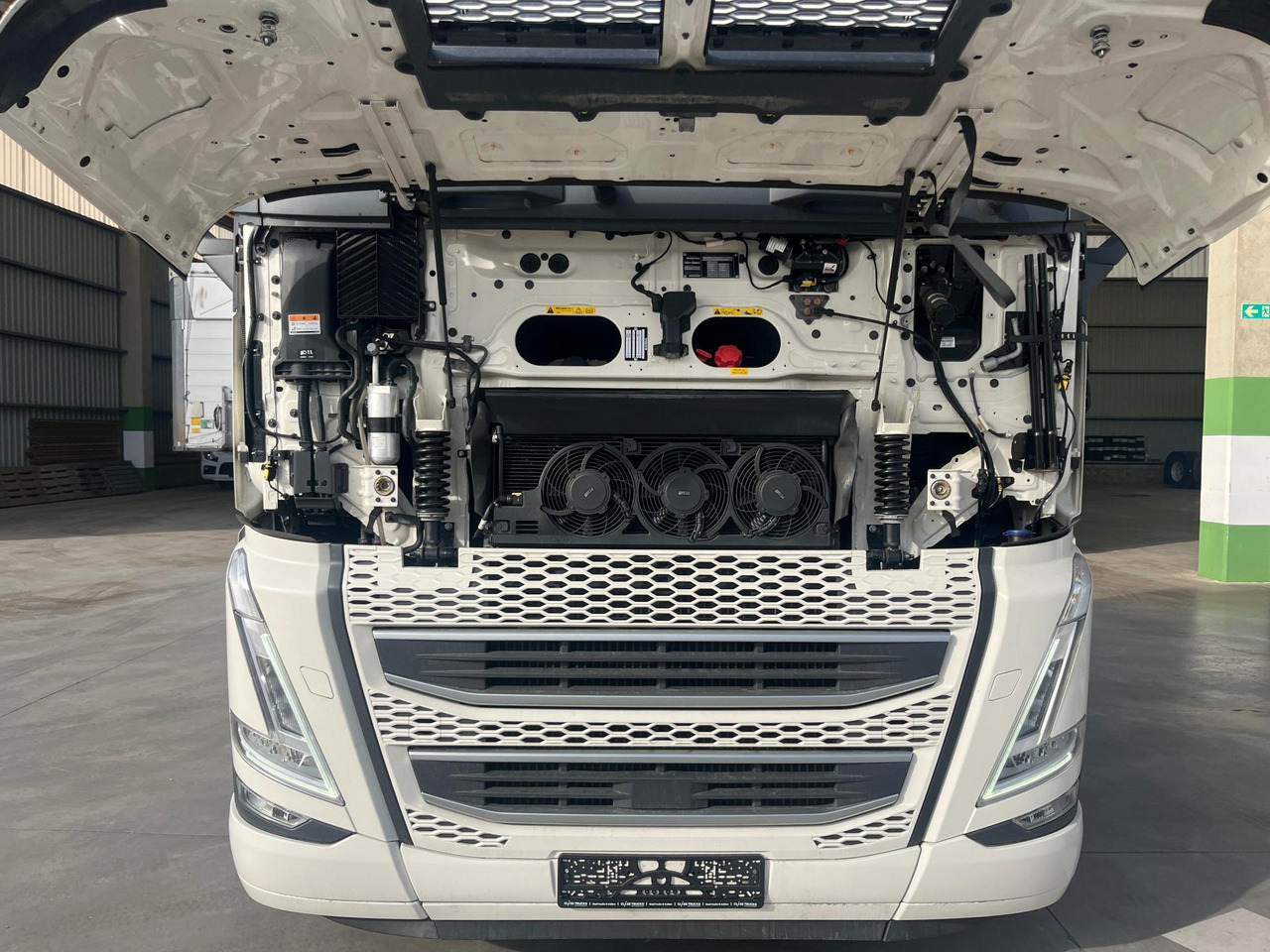 Cabeza tractora Volvo FH 460 Globetrotter XL i-Save: foto 8