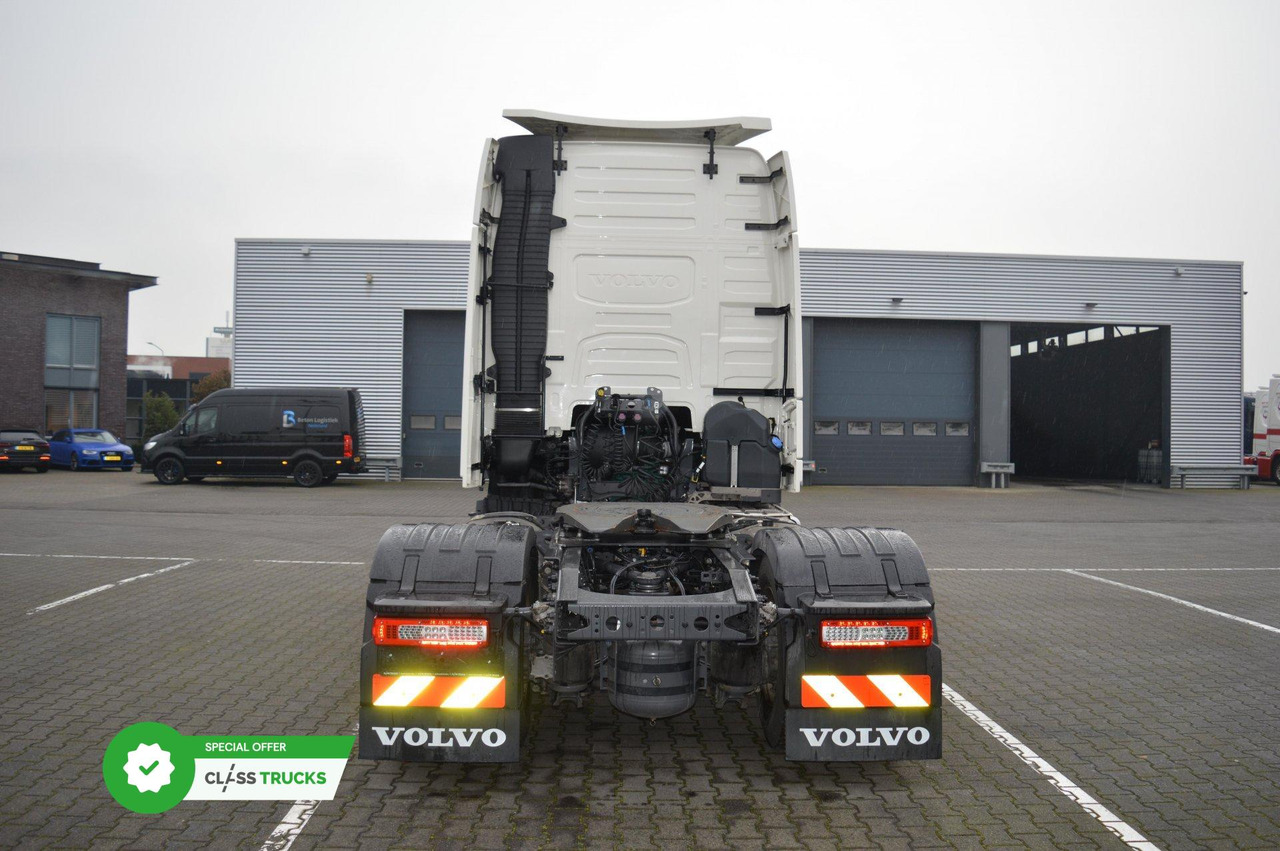 Volvo FH 460 Globetrotter XL i-Save - Cabeza tractora: foto 4 Volvo FH 460 Globetrotter XL i-Save - Cabeza tractora: foto 4