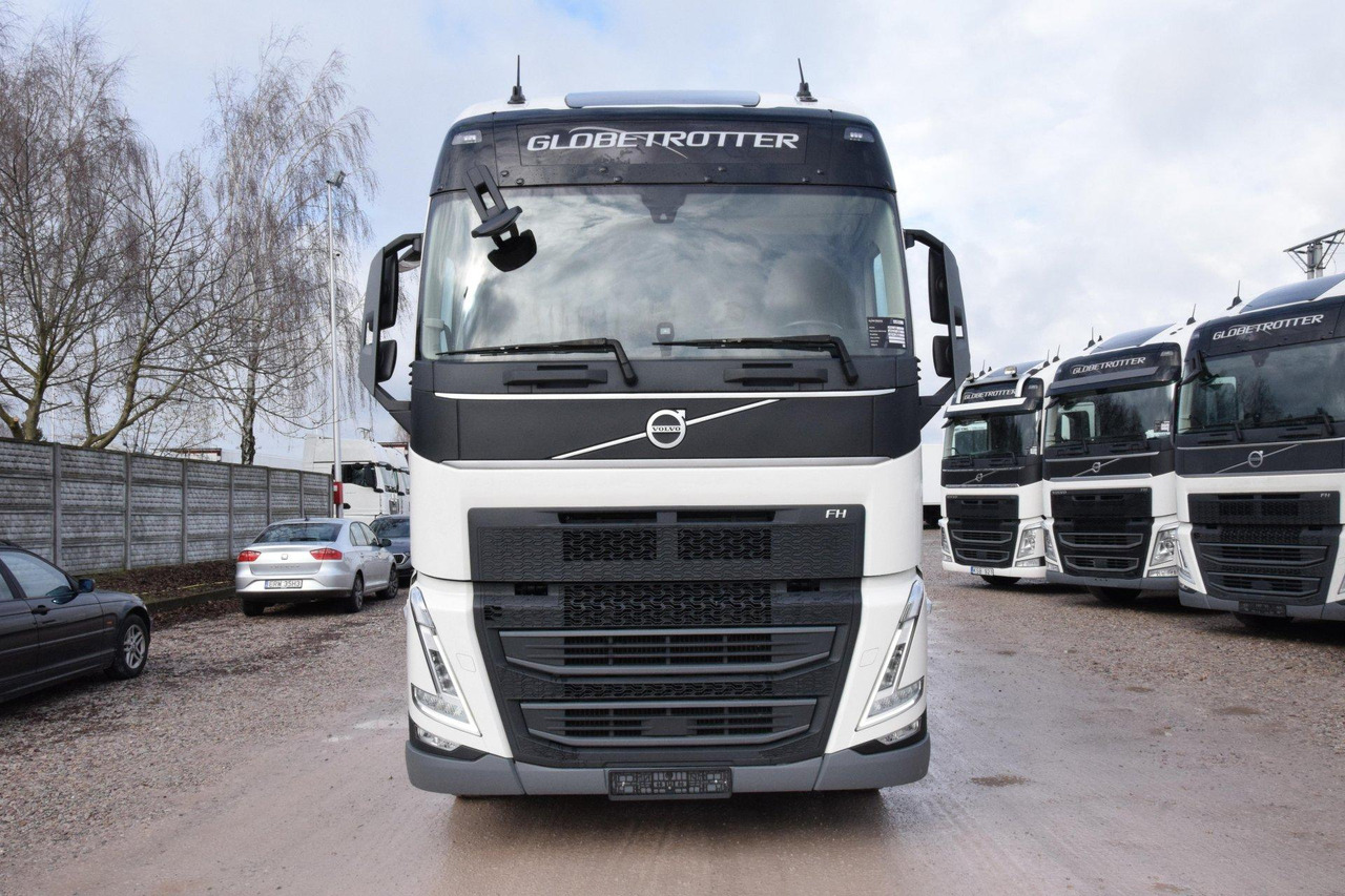 Volvo FH 460 Globetrotter XL i-Save - Cabeza tractora: foto 2 Volvo FH 460 Globetrotter XL i-Save - Cabeza tractora: foto 2