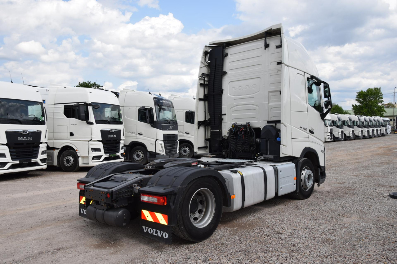 Volvo FH 460 Globetrotter XL i-Save I-ParkCool - Cabeza tractora: foto 4 Volvo FH 460 Globetrotter XL i-Save I-ParkCool - Cabeza tractora: foto 4