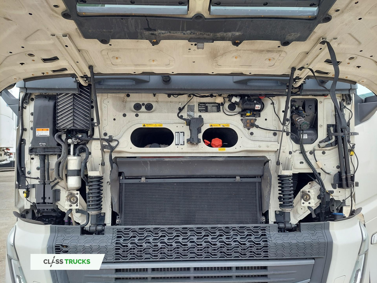 Volvo FH 460 Globetrotter XL i-Save - Cabeza tractora: foto 3 Volvo FH 460 Globetrotter XL i-Save - Cabeza tractora: foto 3