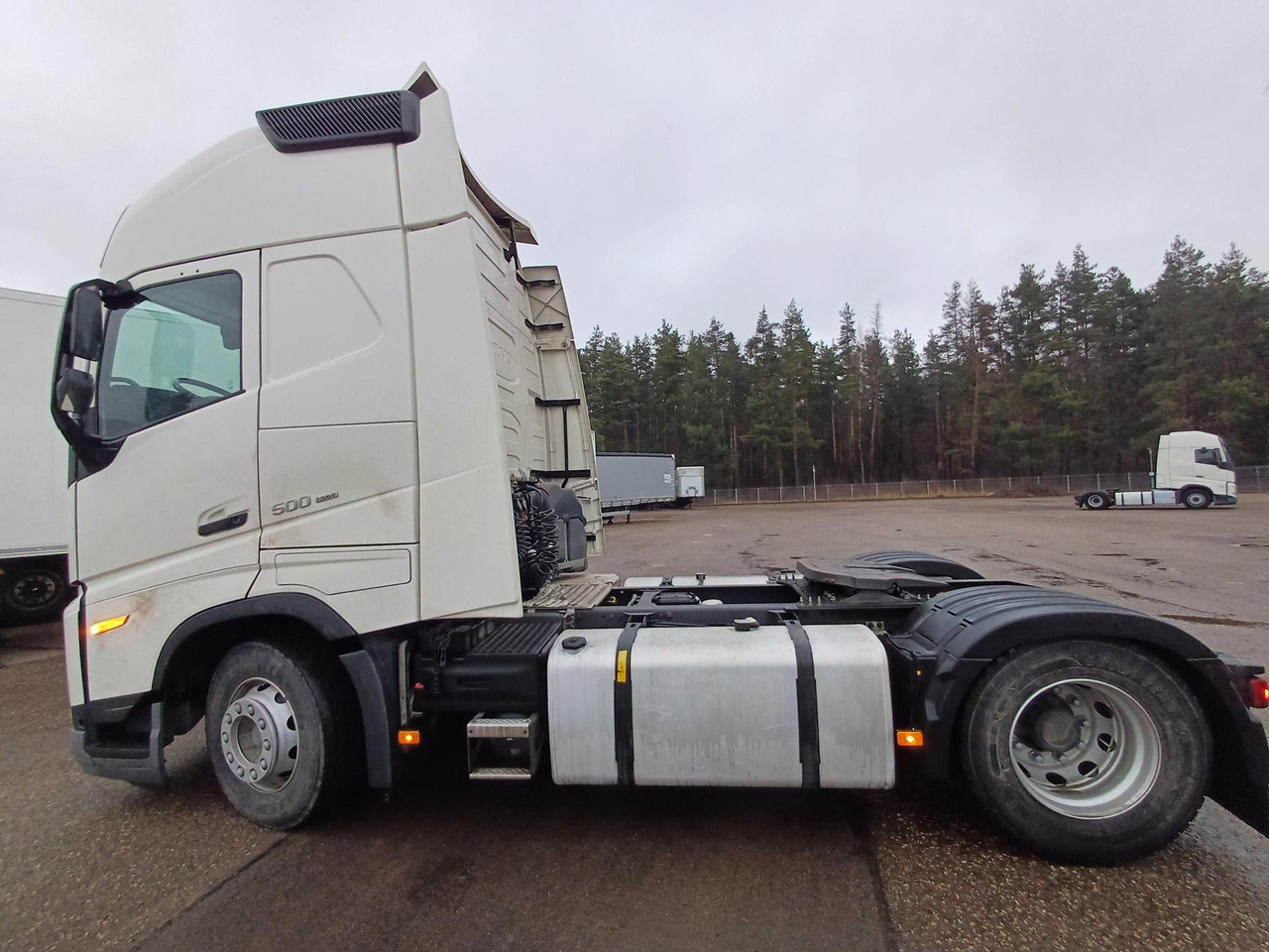 Volvo FH 500 Globetrotter XL - Cabeza tractora: foto 4 Volvo FH 500 Globetrotter XL - Cabeza tractora: foto 4