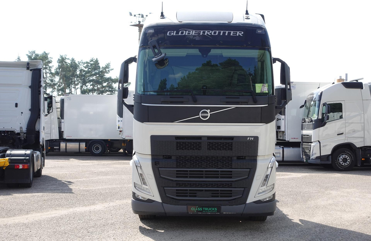 Volvo FH 500 Globetrotter XL Varios - Cabeza tractora: foto 2 Volvo FH 500 Globetrotter XL Varios - Cabeza tractora: foto 2