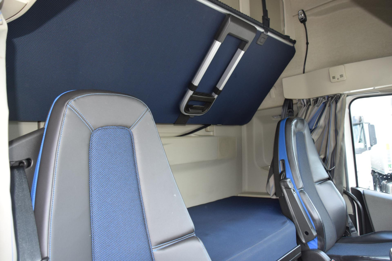 Cabeza tractora Volvo FH 500 Globetrotter XL Varios: foto 12
