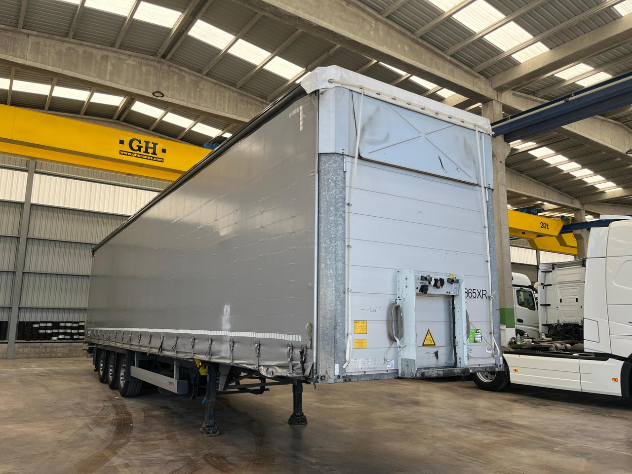 Schmitz Cargobull SCS24/L Varios - Semirremolque lona: foto 1 Schmitz Cargobull SCS24/L Varios - Semirremolque lona: foto 1