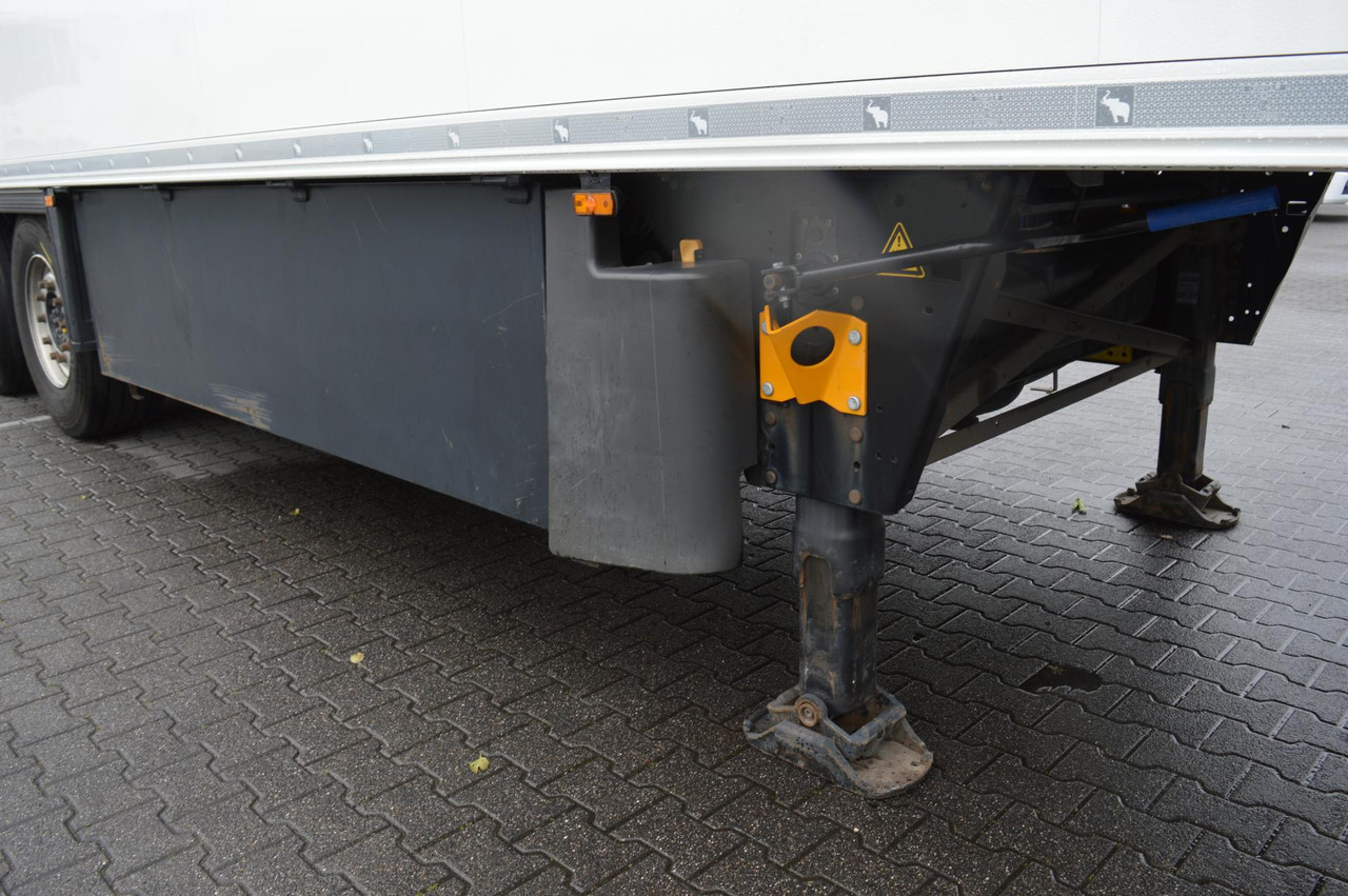 Schmitz Cargobull SKO FP 45 ThermoKing SLXi 300 - Semirremolque frigorífico: foto 4 Schmitz Cargobull SKO FP 45 ThermoKing SLXi 300 - Semirremolque frigorífico: foto 4