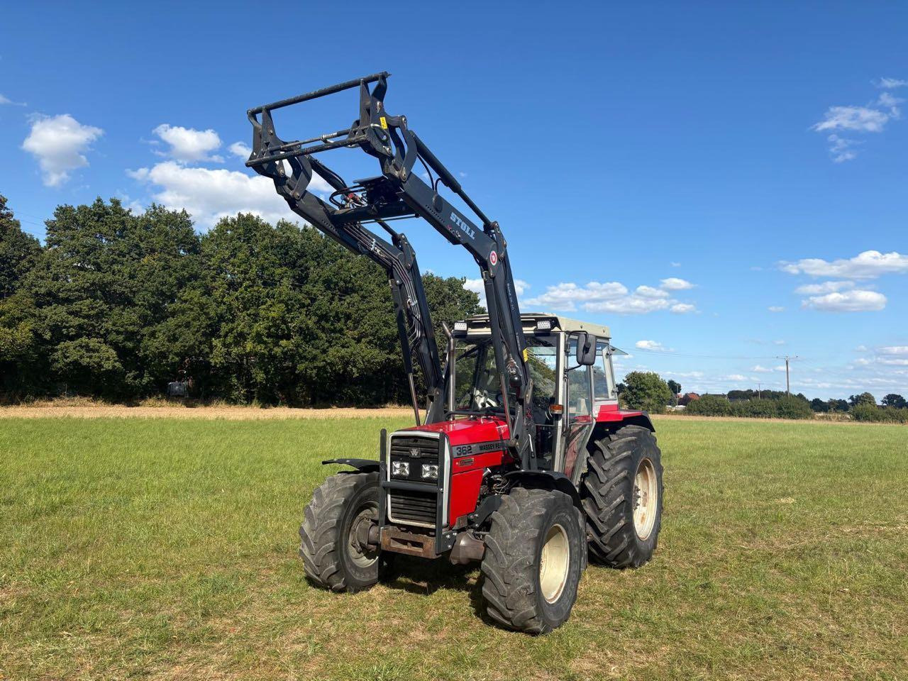 Massey Ferguson MF 362T - Tractor: foto 1 Massey Ferguson MF 362T - Tractor: foto 1