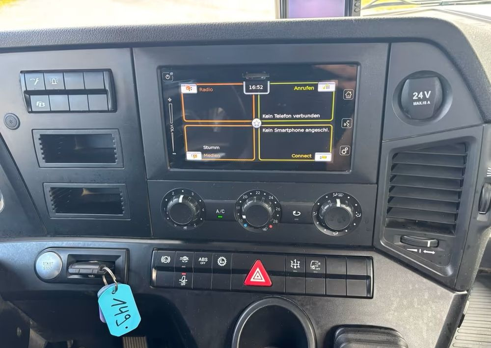 Camión volquete Mercedes-Benz Arocs 4145 AK 8x6 | Wywrotka trójstronna Schmitz Mulde | Klima | Kamera |: foto 10 Camión volquete Mercedes-Benz Arocs 4145 AK 8x6 | Wywrotka trójstronna Schmitz Mulde | Klima | Kamera |: foto 10