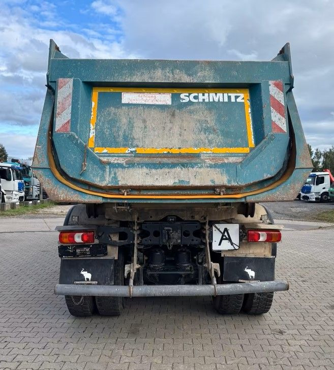 Camión volquete Mercedes-Benz Arocs 4145 AK 8x6 | Wywrotka trójstronna Schmitz Mulde | Klima | Kamera |: foto 8 Camión volquete Mercedes-Benz Arocs 4145 AK 8x6 | Wywrotka trójstronna Schmitz Mulde | Klima | Kamera |: foto 8