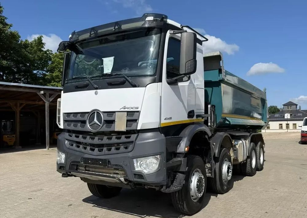 Mercedes-Benz Mercedes-Benz Arocs 4145AK 8x6 Allrad | Wywrotka Schmitz Mulda z hydrauliczną zabudową kiprującą | Euro 6c | Przebieg: 144 249 km !!!! - Camión volquete: foto 2 Mercedes-Benz Mercedes-Benz Arocs 4145AK 8x6 Allrad | Wywrotka Schmitz Mulda z hydrauliczną zabudową kiprującą | Euro 6c | Przebieg: 144 249 km !!!! - Camión volquete: foto 2