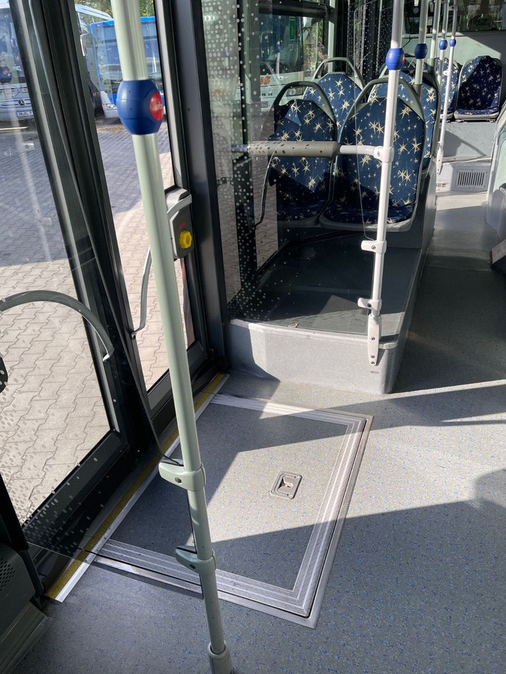 Autobús urbano Mercedes-Benz O 530 Citaro C2  /  3-Türer  / Vollklimaanlage: foto 21