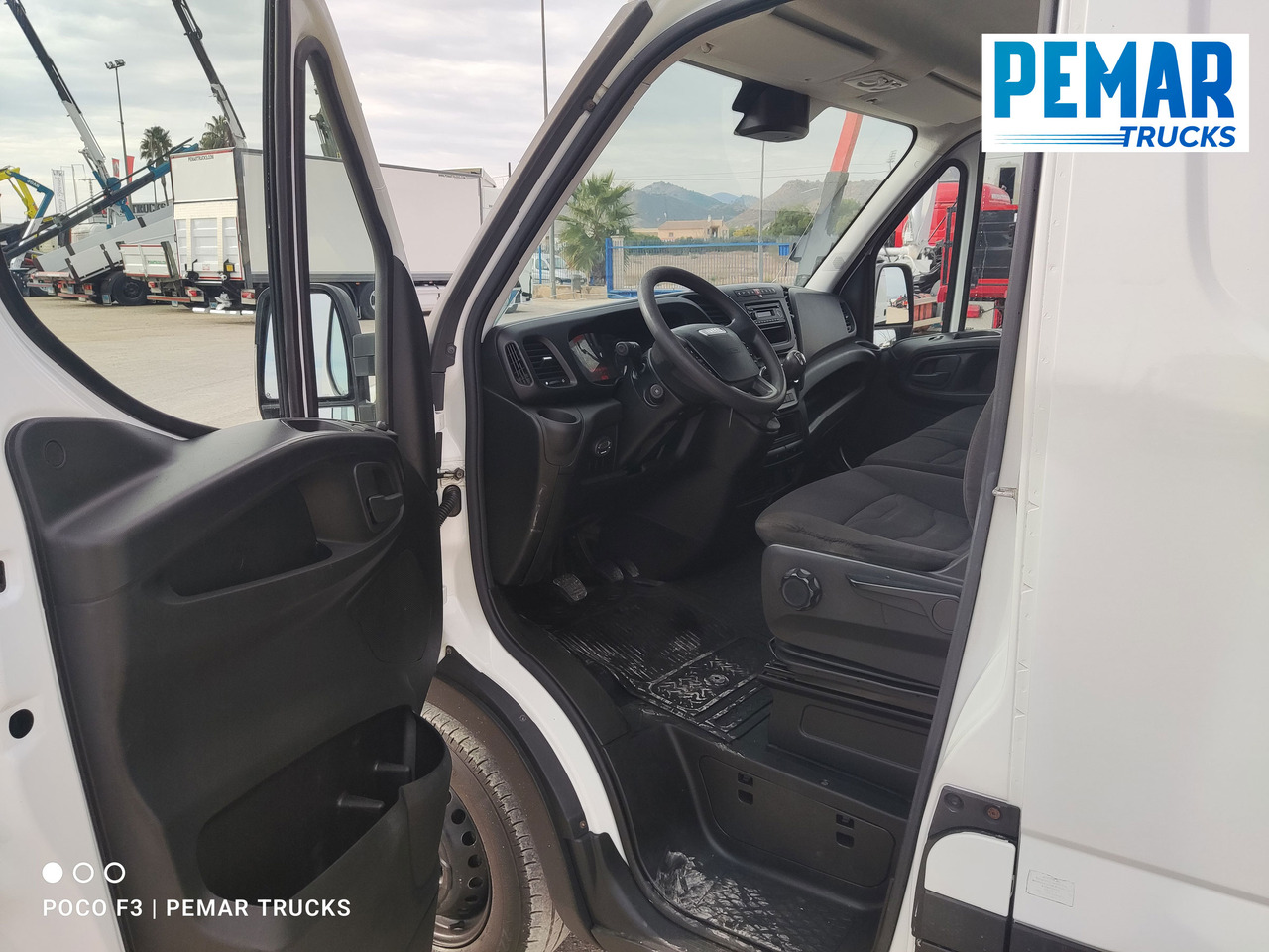 Furgoneta caja cerrada IVECO DAILY 35S13 130 CV FURGONETA L2 H3: foto 20
