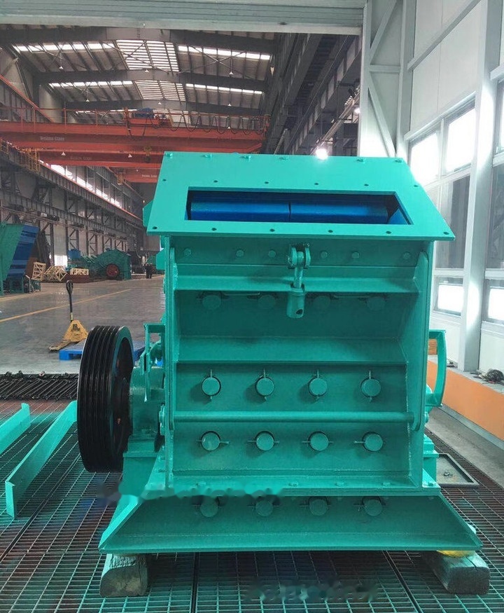 Hazemag KHSI-1010 HSI Crusher - Trituradora de impacto: foto 2 Hazemag KHSI-1010 HSI Crusher - Trituradora de impacto: foto 2