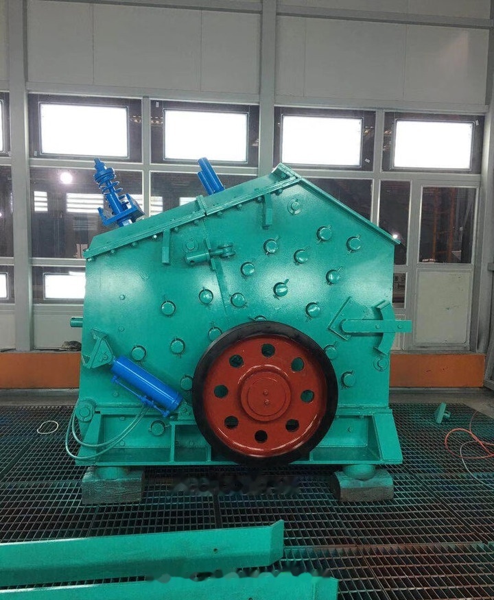 Hazemag KHSI-1010 HSI Crusher - Trituradora de impacto: foto 4 Hazemag KHSI-1010 HSI Crusher - Trituradora de impacto: foto 4