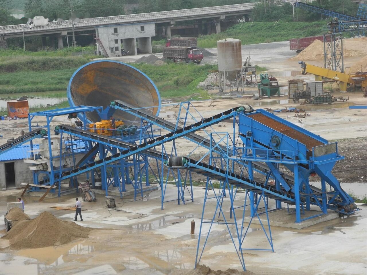 Kinglink 2YK1854 Wet material screen | Pantalla vibratoria | Écran vibran - Cribadora: foto 5 Kinglink 2YK1854 Wet material screen | Pantalla vibratoria | Écran vibran - Cribadora: foto 5