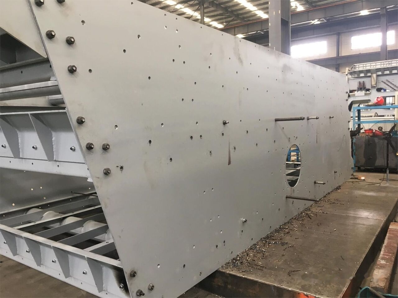 Kinglink Copper Ore Circular Vibrating Screen 3YA2160 | 200TPH - Cribadora: foto 4 Kinglink Copper Ore Circular Vibrating Screen 3YA2160 | 200TPH - Cribadora: foto 4