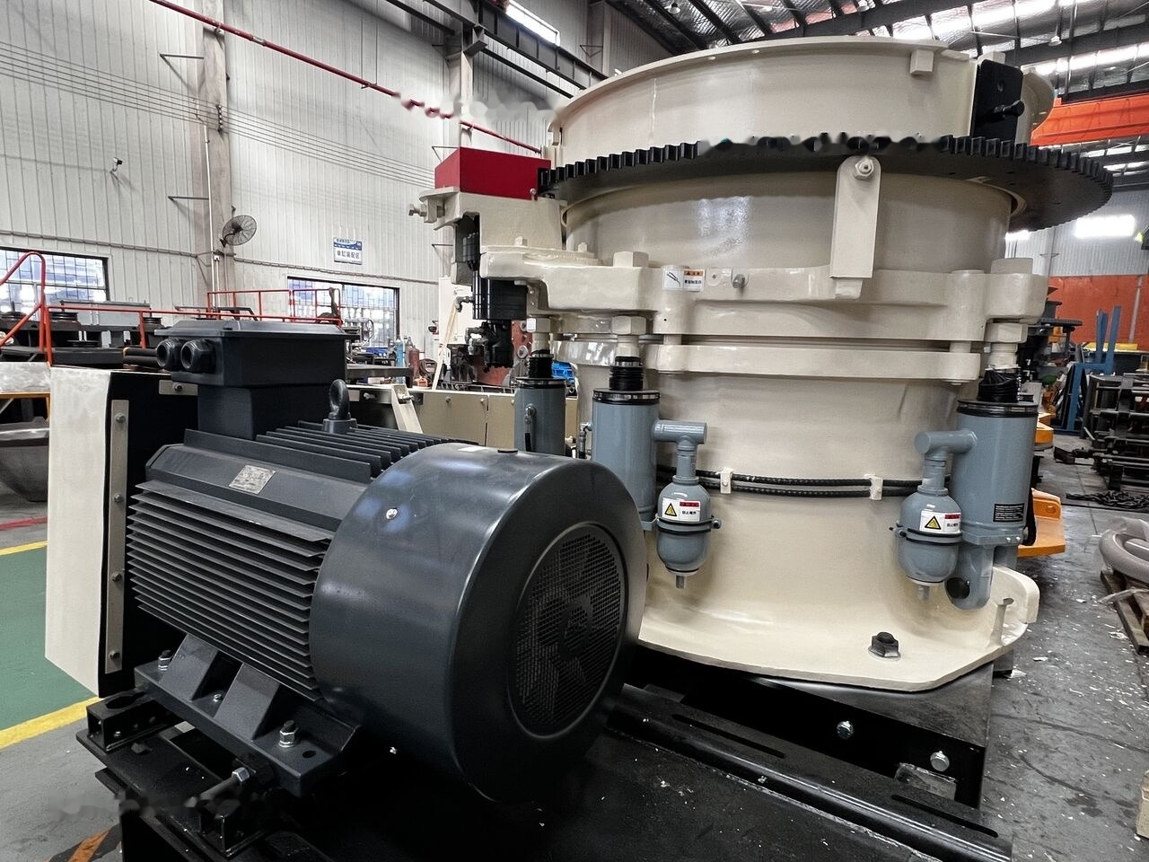 Kinglink HP300 CONE CRUSHER - Trituradora de cono: foto 3 Kinglink HP300 CONE CRUSHER - Trituradora de cono: foto 3
