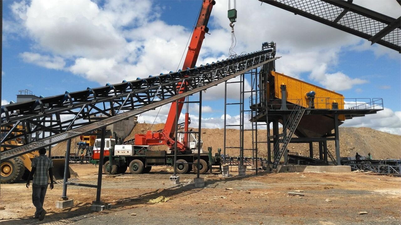 Kinglink Inclined Basalt Vibrating Screen 4YK2160 - Cribadora: foto 3 Kinglink Inclined Basalt Vibrating Screen 4YK2160 - Cribadora: foto 3