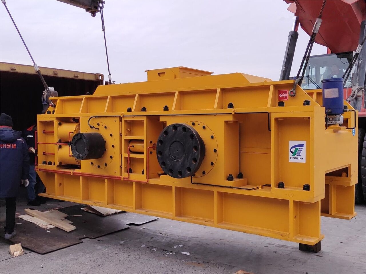 Kinglink KL2PGS1500 hydraulic roller crusher for sand making - Machacadora: foto 1 Kinglink KL2PGS1500 hydraulic roller crusher for sand making - Machacadora: foto 1