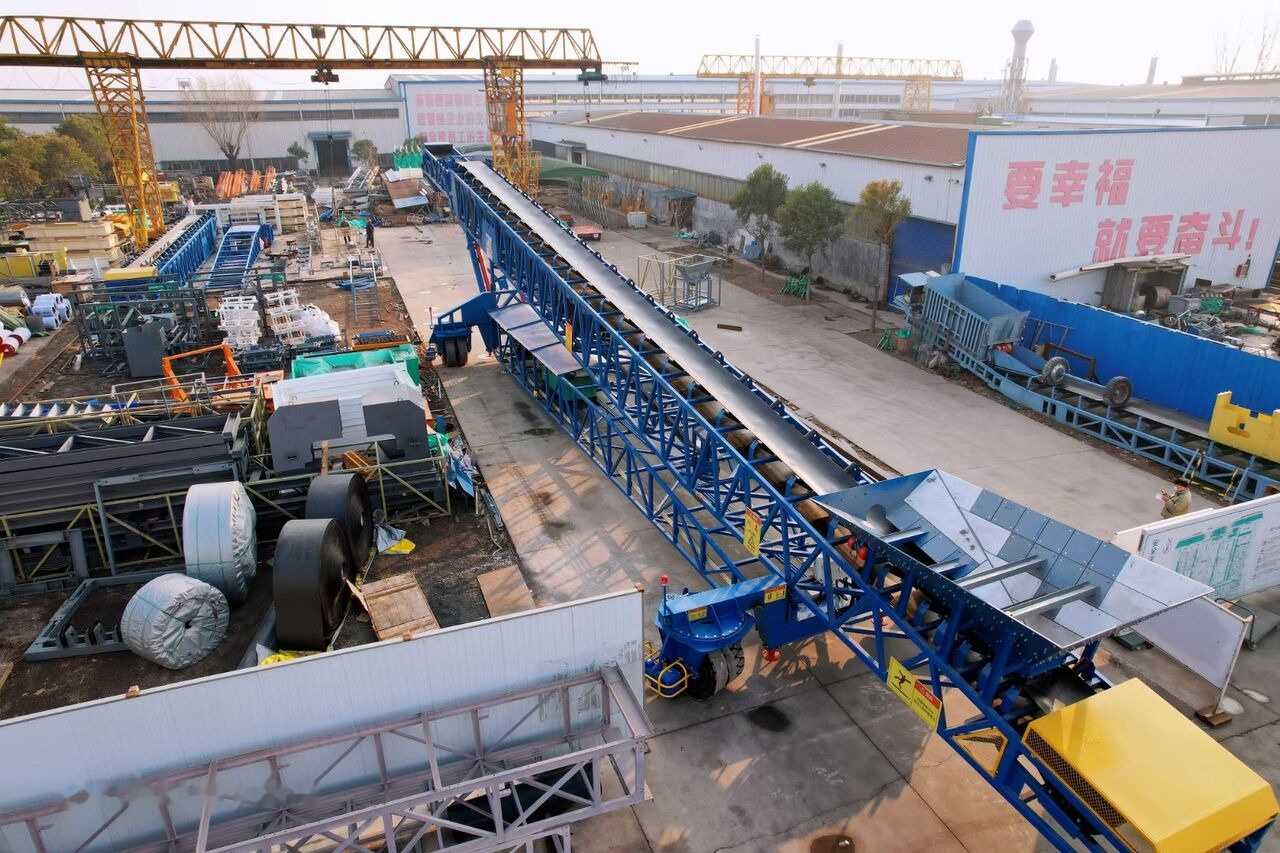 Kinglink Mobile Port Ship Loader | Telescopic Radial Stacker - Banda transportadora: foto 4 Kinglink Mobile Port Ship Loader | Telescopic Radial Stacker - Banda transportadora: foto 4
