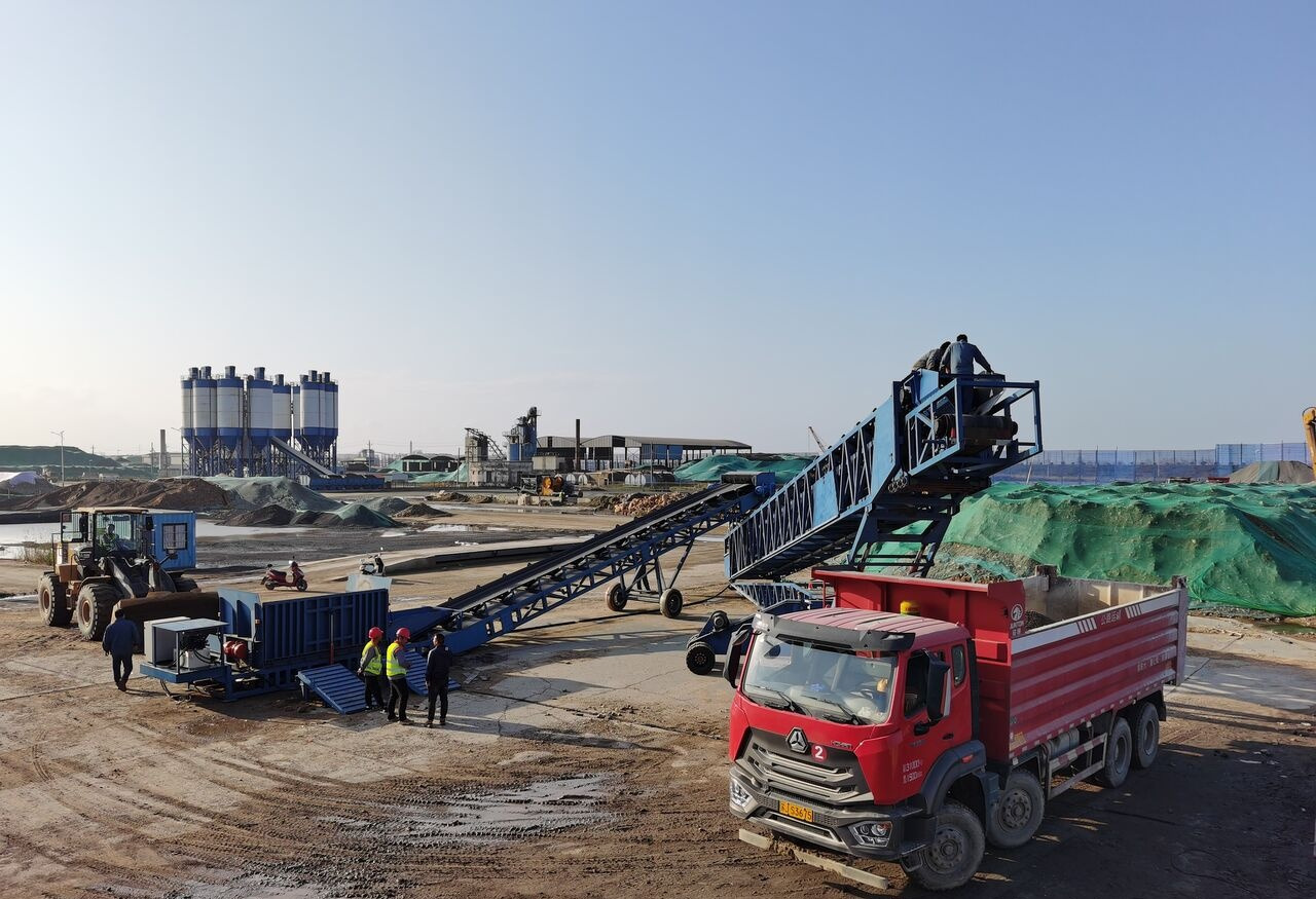 Kinglink New Belt Conveyor | Telescopic Radial Stacker - Banda transportadora: foto 1 Kinglink New Belt Conveyor | Telescopic Radial Stacker - Banda transportadora: foto 1