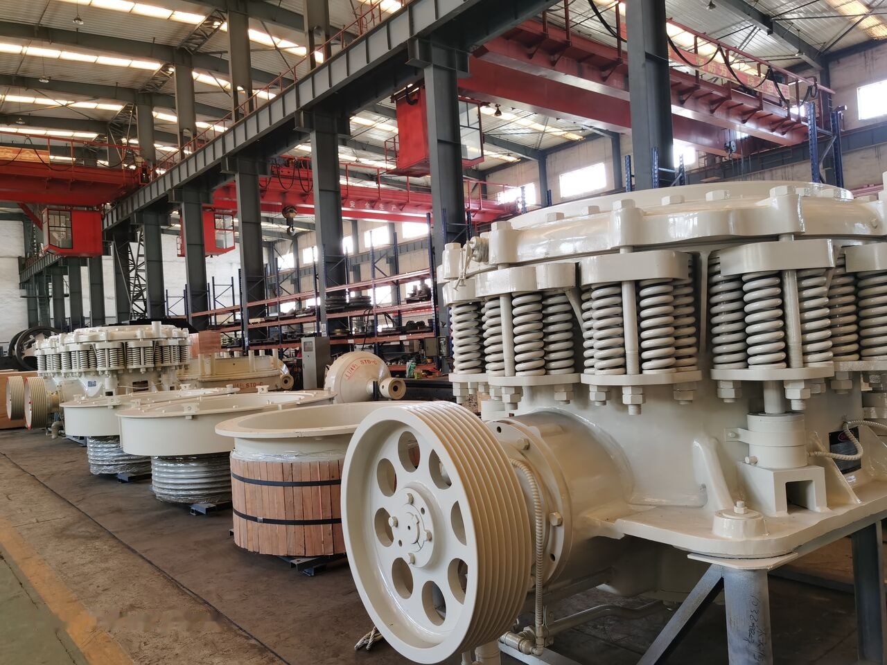 Nordberg Symons 4.25 Feet SHHD Short Head Cone Crusher - Trituradora de cono: foto 1 Nordberg Symons 4.25 Feet SHHD Short Head Cone Crusher - Trituradora de cono: foto 1
