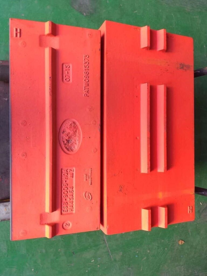 High Chrome Blow bars for KINGLINK PF1315 Impact Crusher - Piezas de recambio para Trituradora de mandíbula: foto 2 High Chrome Blow bars for KINGLINK PF1315 Impact Crusher - Piezas de recambio para Trituradora de mandíbula: foto 2