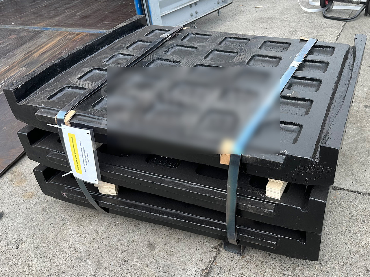 KINGLINK High Manganese Steel Fixed Jaw Plates 17003346 for CT2036 Jaw Crusher - Piezas de recambio para Maquinaria de construcción: foto 2 KINGLINK High Manganese Steel Fixed Jaw Plates 17003346 for CT2036 Jaw Crusher - Piezas de recambio para Maquinaria de construcción: foto 2